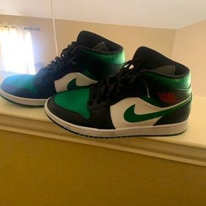 Air Jordan 1 Mid Green